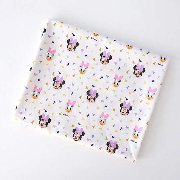 Cotton sheeting-Disney-Mickey Friends-Mini Twinkle(44")